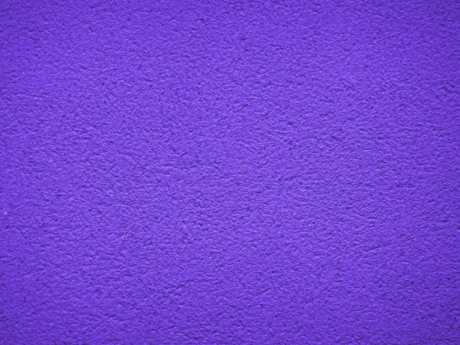 Светло пурпурный